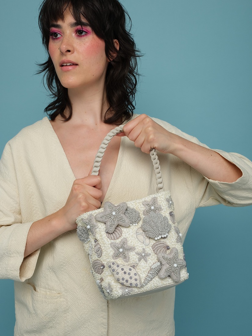 JAMIN PUECH 刺繍パーティーバッグ JAMIN PUECH - ジャマンピュエッシュ JAMIN PUECH ハンドバッグ